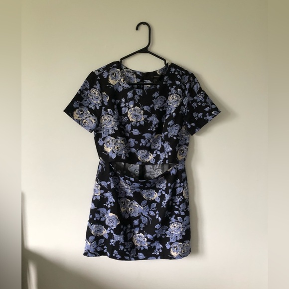Forever21 Floral Mini Dress - Picture 1 of 6